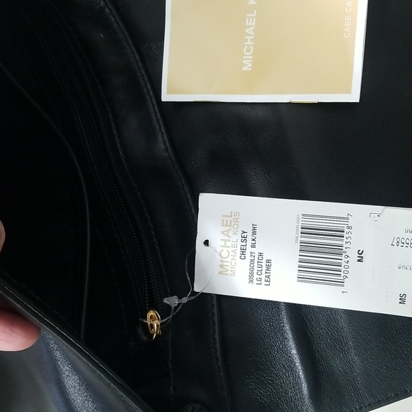 MICHAEL KORS CHELSEY LGE CLUTCH IN BLACK AND WHITE - Picture 8 of 8